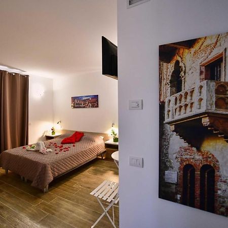 Hotel La Terrazza Sul Garda Exterior foto
