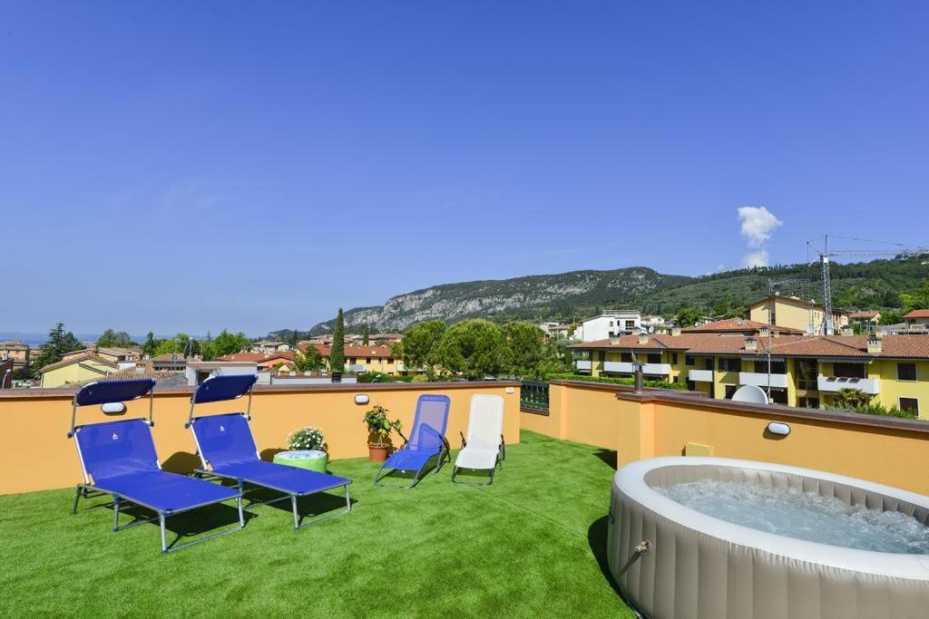 Hotel La Terrazza Sul Garda Exterior foto